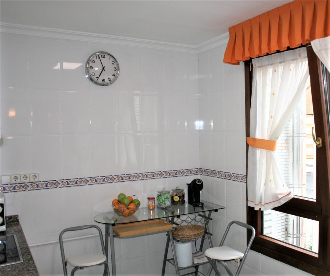 El Fuste Apartman Oviedo Kültér fotó